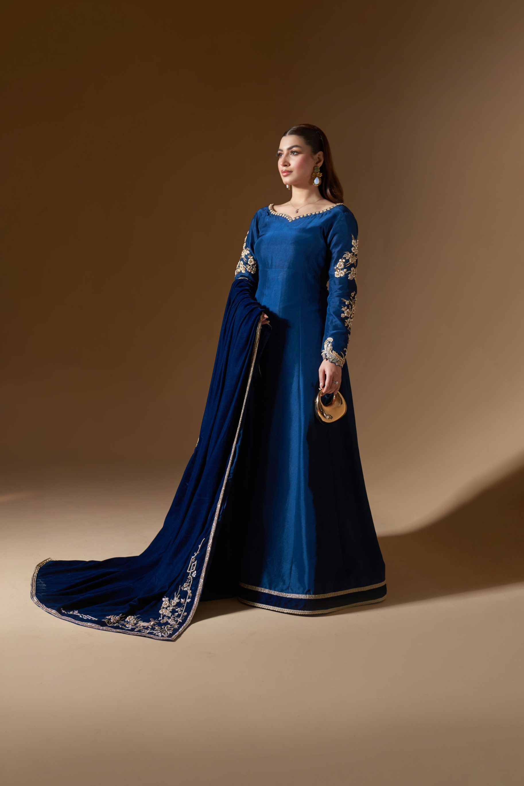 Velvetra Luxe