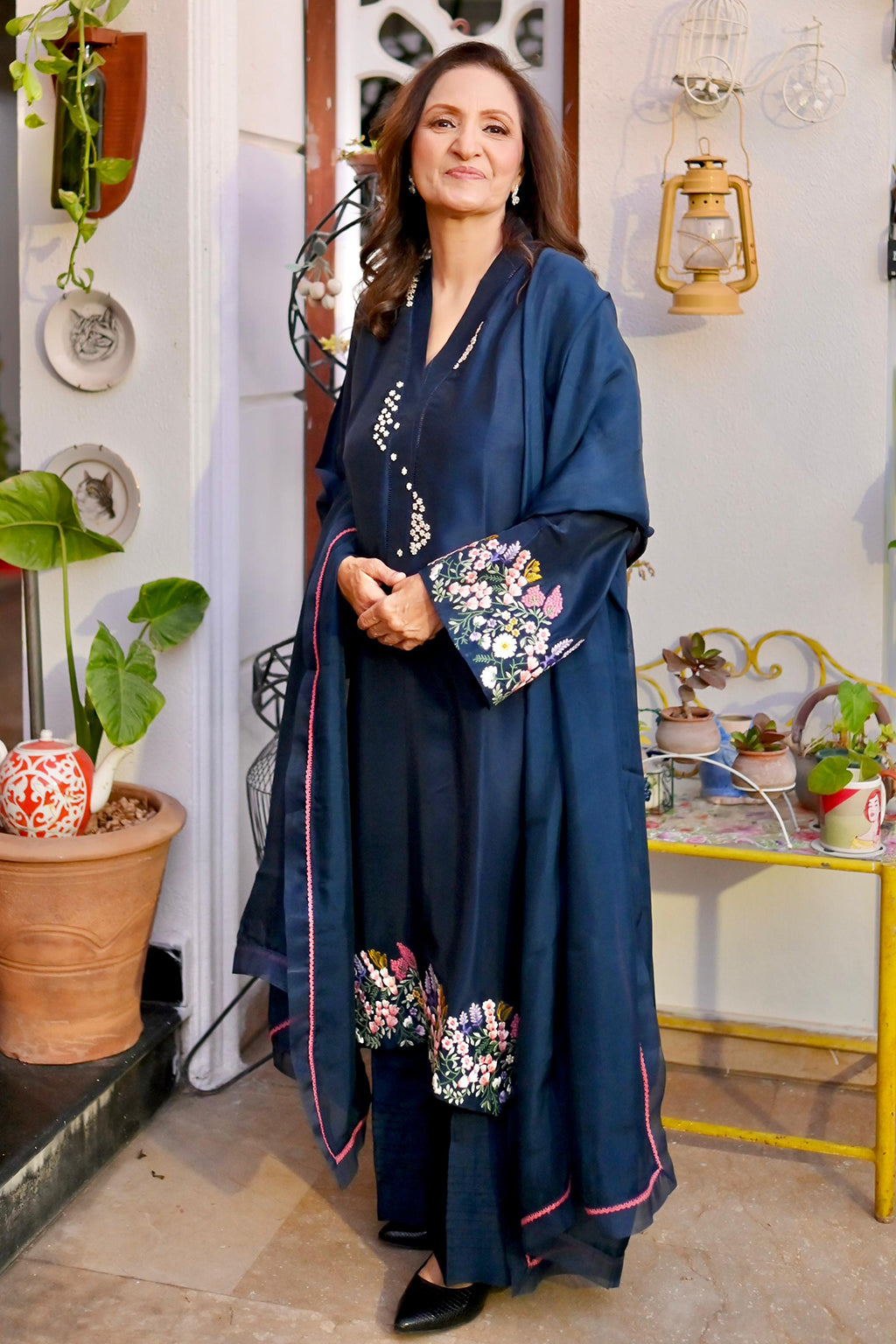 Neeli Bahar